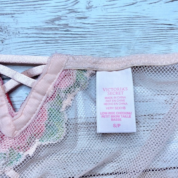 Victoria’s Secret Embroidered Roses with Crystals Corset and Panty Set - Picture 15 of 15